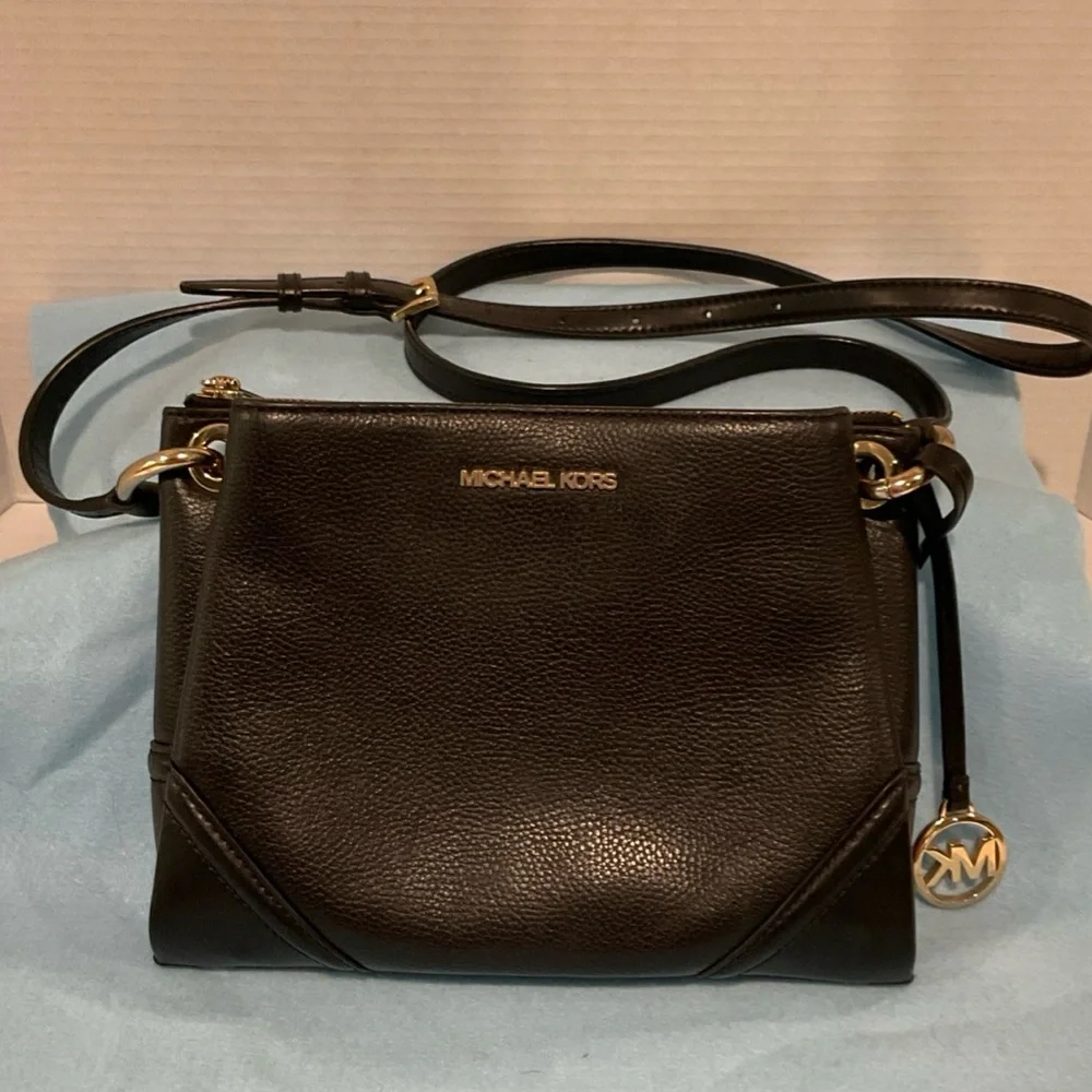 Michael Kors Black‎ Leather Crossbody Bag